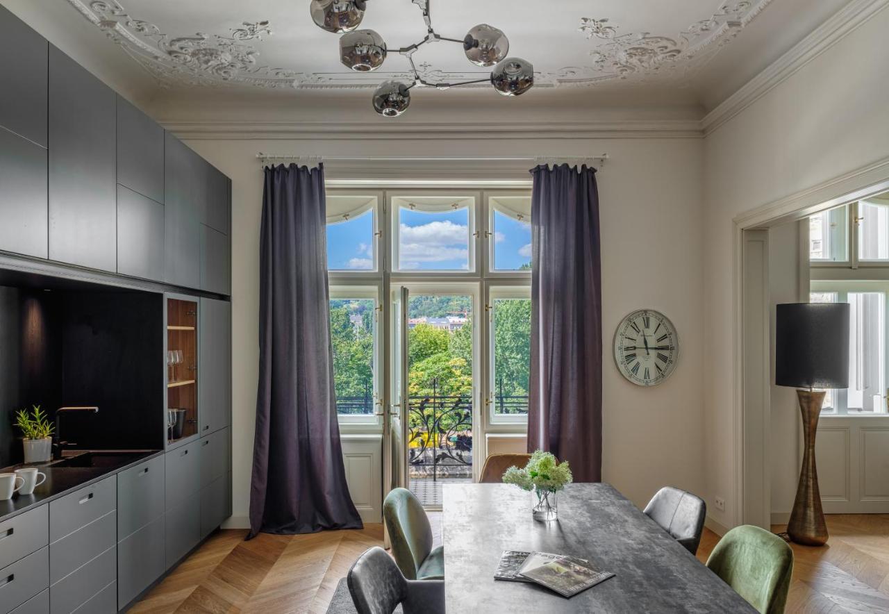 Mn6 Luxury Suites By Adrez Prague Extérieur photo