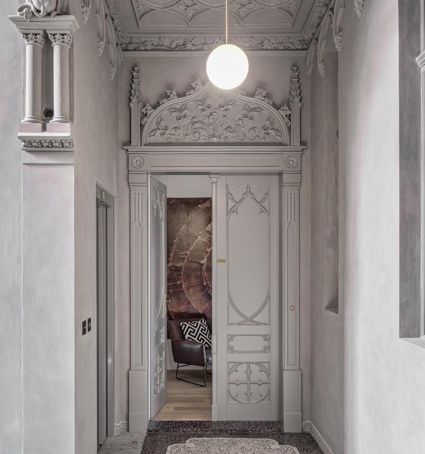 Mn6 Luxury Suites By Adrez Prague Extérieur photo